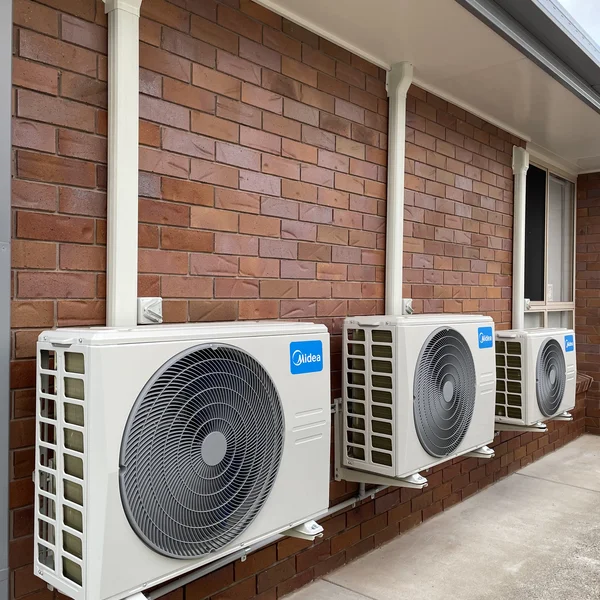 Air conditioning installation thumbnail